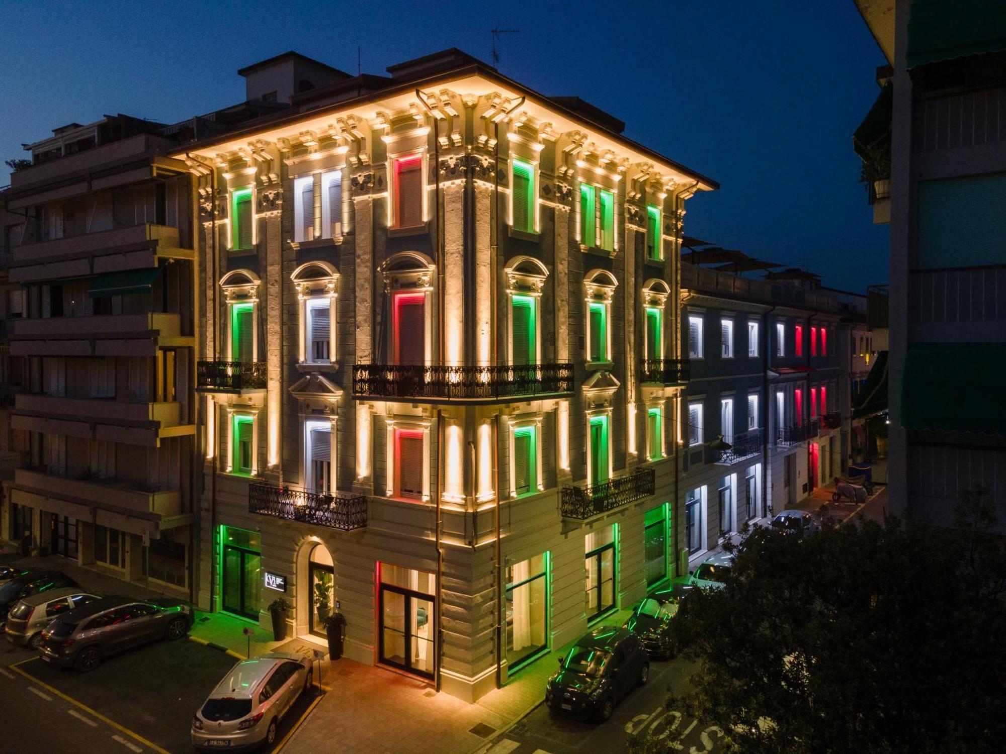 VI Suites Viareggio Eksteriør billede
